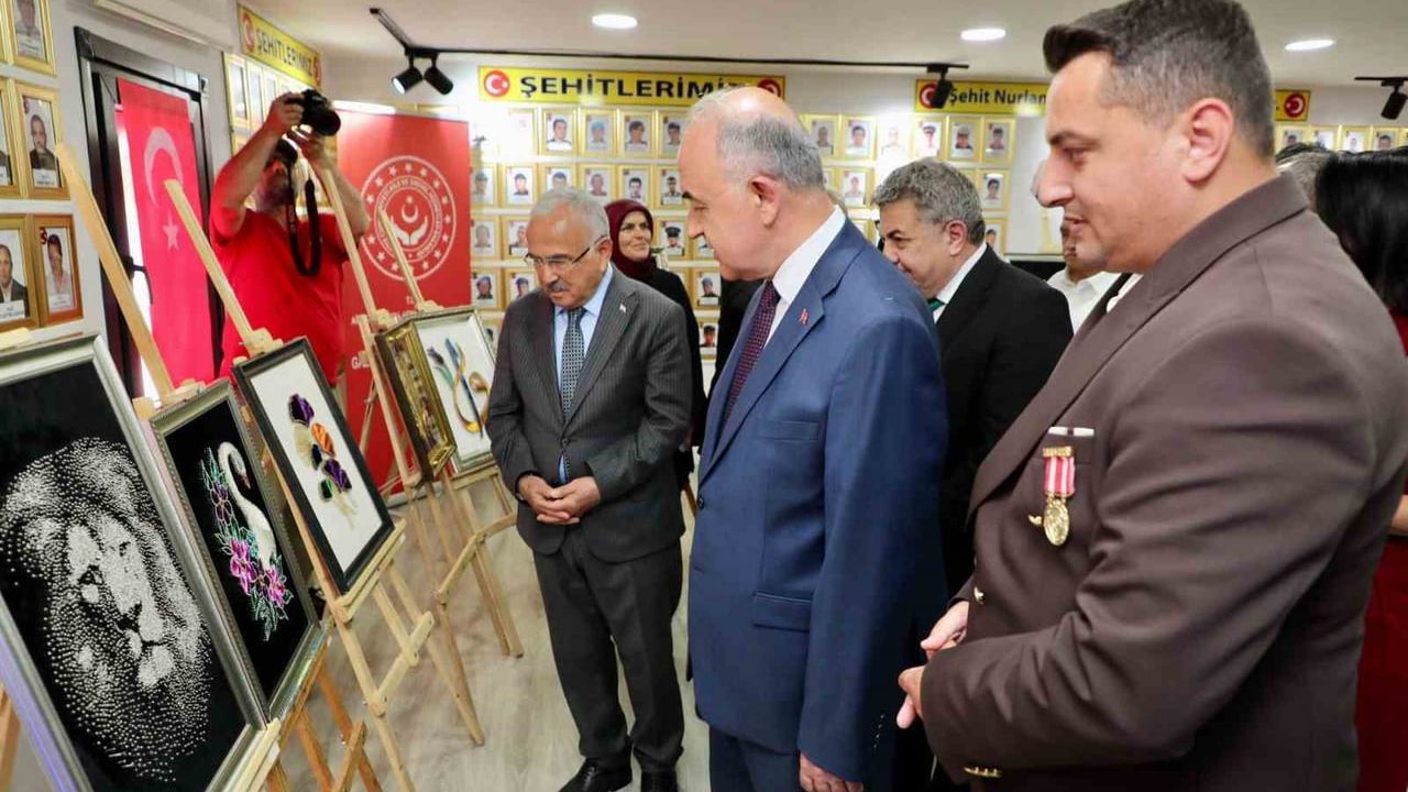 Ordu'da şehit yakınları ve gazilerin el sanatları sergisi açıldı