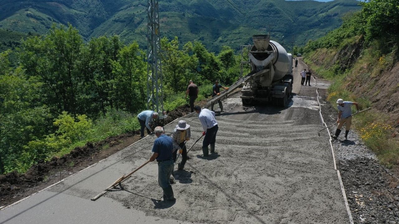 Ordu-Tokat bağlantı yolu beton çalışmasıyla rahatlıyor