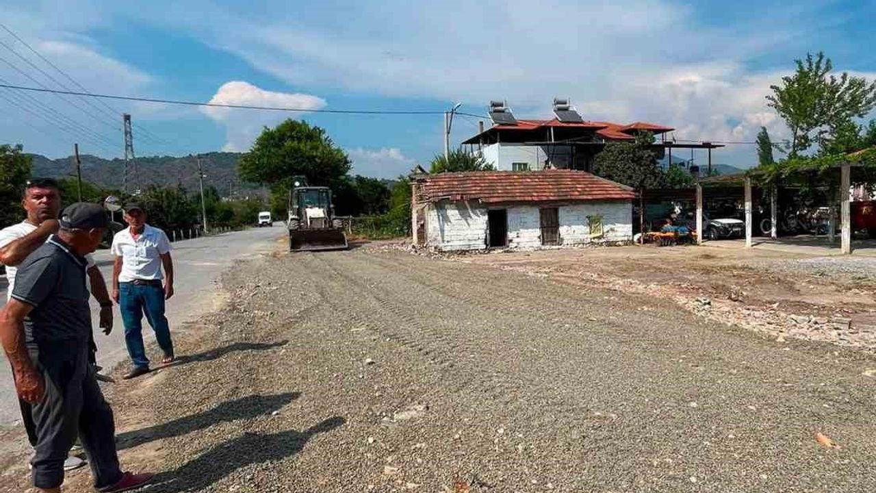 Ortaca Dikmekavak’ta yol güvenliği artırılıyor