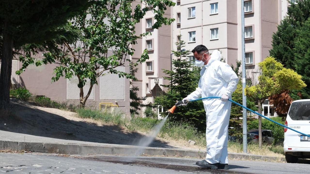 Osmangazi Belediyesi ilçe genelinde haşere ve kemirgenle mücadeleyi sürdürüyor