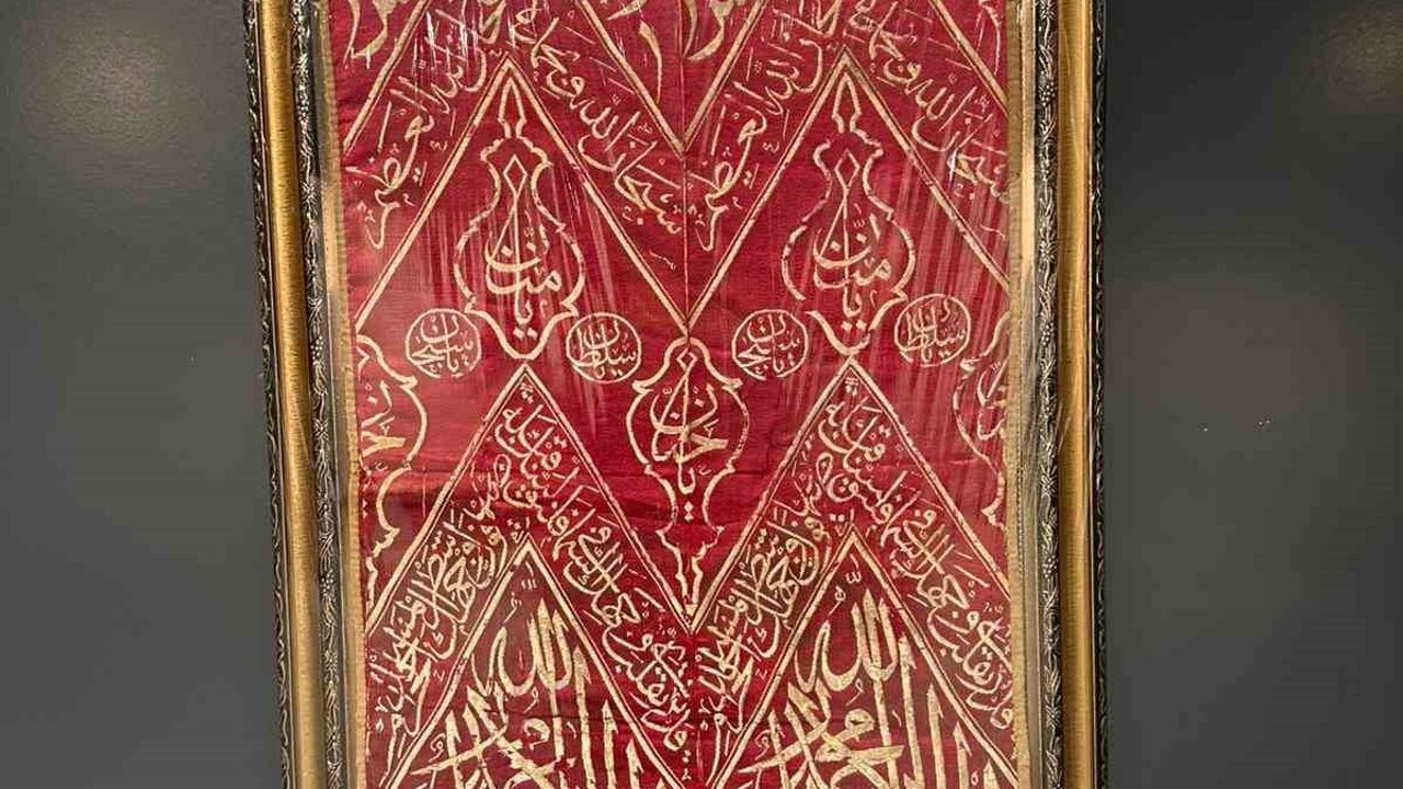 Osmanlı'nın mukaddes emanetleri Samsun Müzesi'nde ziyaretçilerini bekliyor
