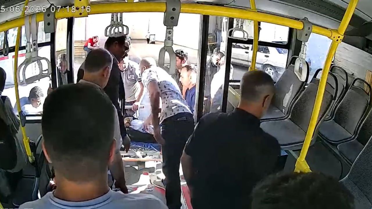 Otobüs şoförü epilepsi nöbeti geçiren yolcuyu hastaneye yetiştirdi