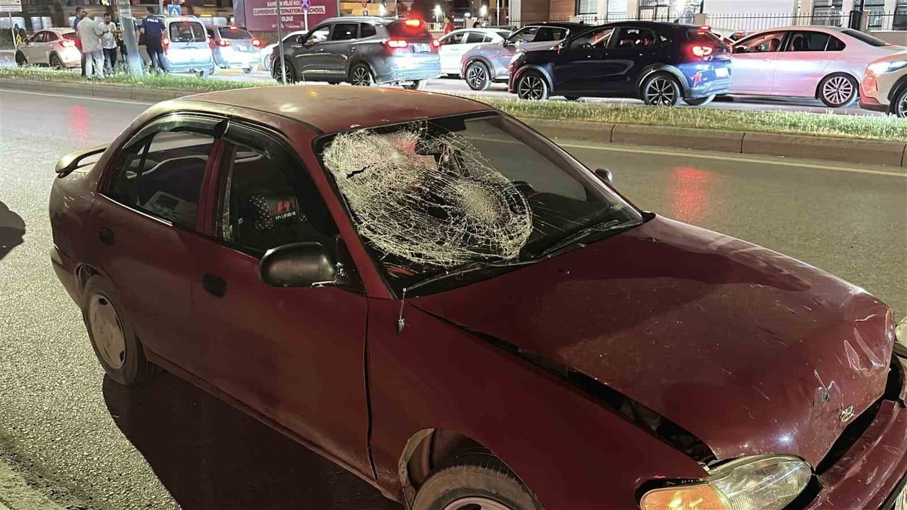 Otomobil ile motosiklet çarpıştı: 1 yaralı