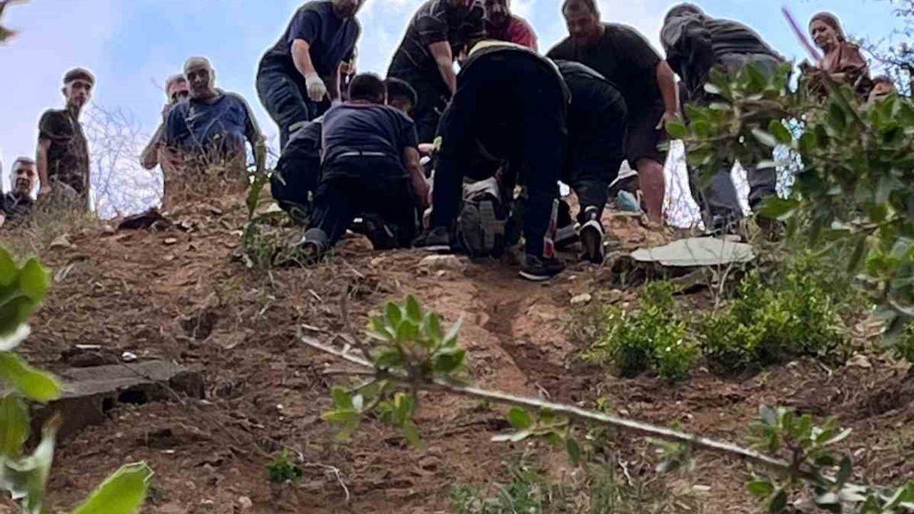 Otomobil uçuruma yuvarlandı: 1 yaralı