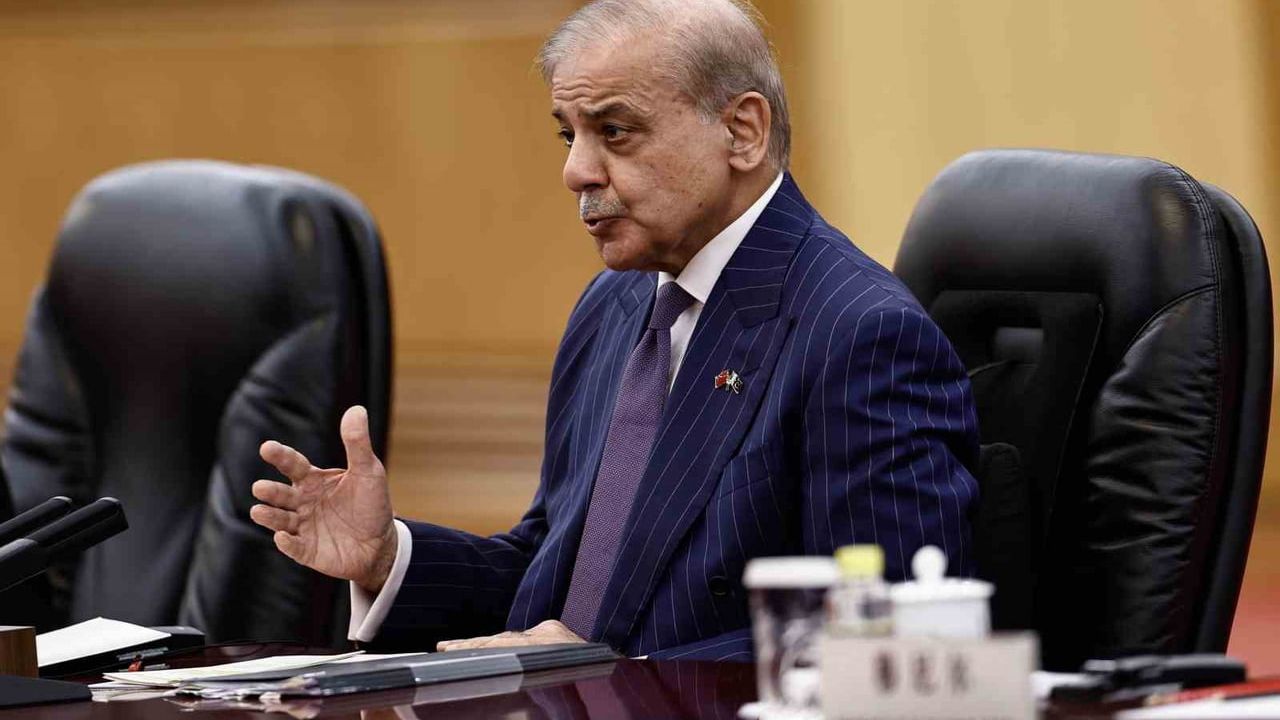 Pakistan başbakanı Şahbaz Şerif: 'anlaşmanın 24 saat içinde sonuçlanmasını bekliyoruz'