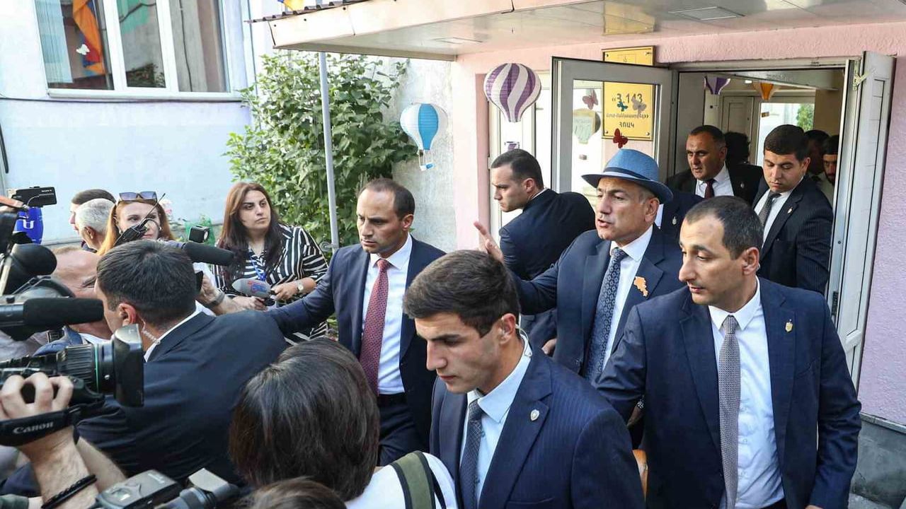 Paşinyan: Genel seçim sonrası Türkiye ile diplomatik ilişkilerin kurulmasını bekliyorum