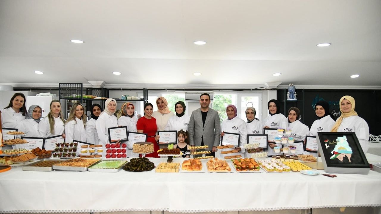 Pastacılık Akademisi'nde mezuniyet coşkusu