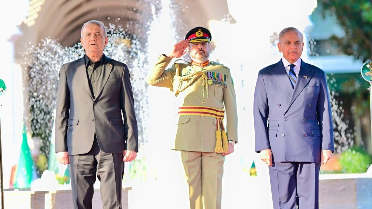 Pezeşkiyan Pakistan başbakanı Şahbaz Şerif ile görüştü