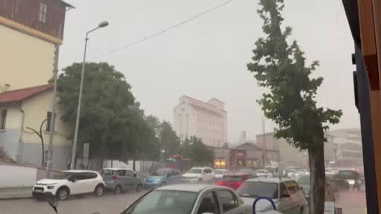 Polatlı’da dolu yağışı akşam saatlerinde etkili oldu
