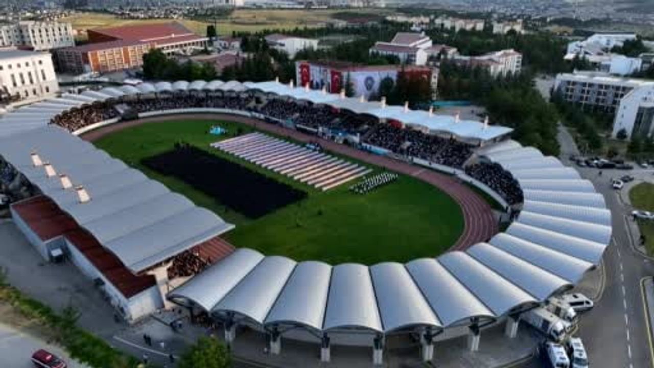 Polis akademisi 32. dönem mezuniyet töreninde 1.816 öğrenci mezun oldu