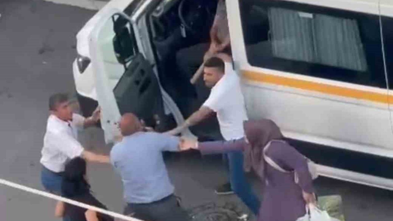 Pursaklar'da 'laf atma' kavgası: servis şoförü sopa, vatandaş tabancayla ateş etti