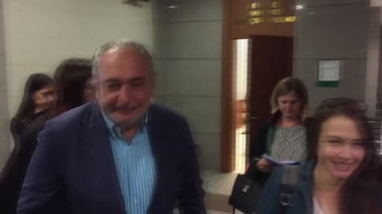 Reha Muhtar hayatını kaybetti