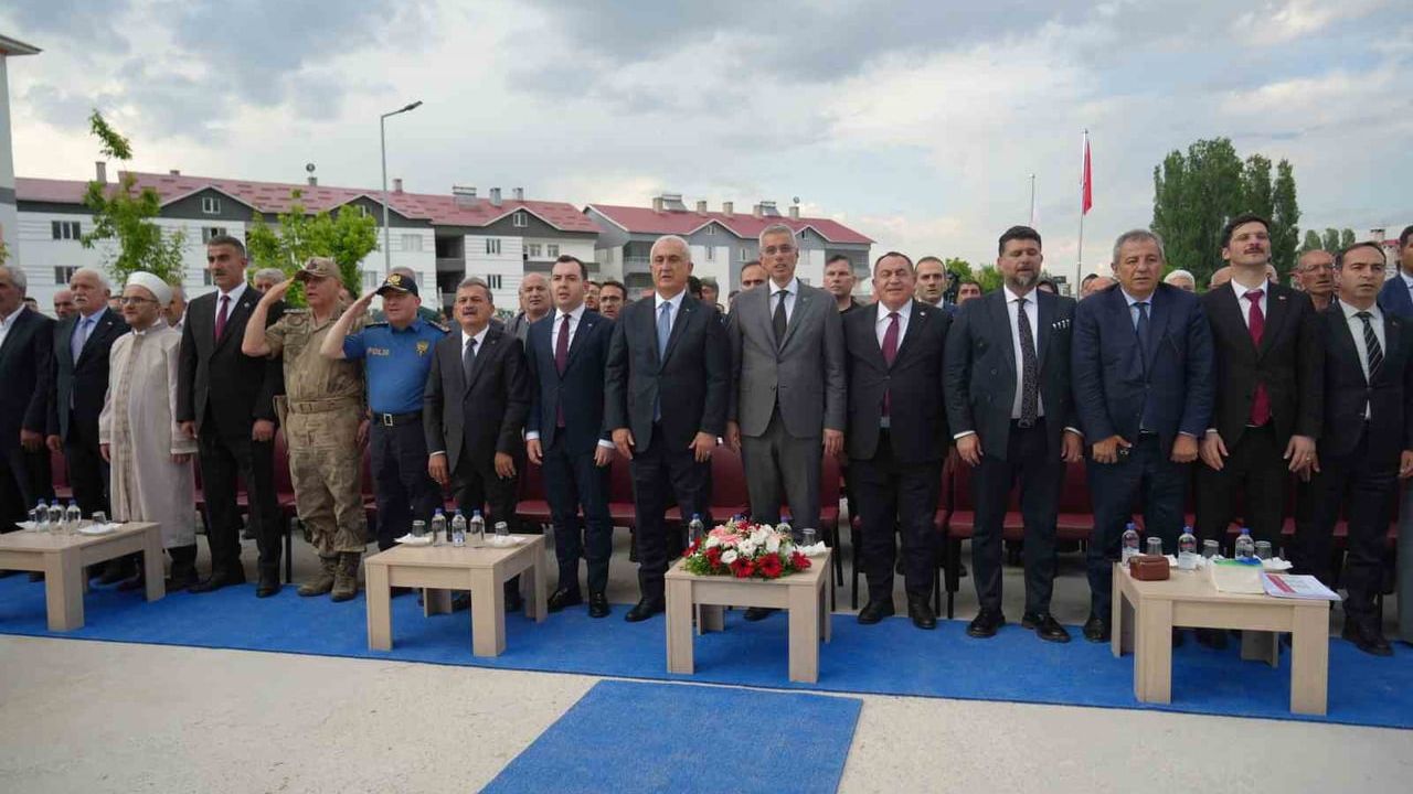 Sağlık bakanı Memişoğlu: Türkiye sağlık hizmetlerinde dünyanın en iyi ülkelerinden biri