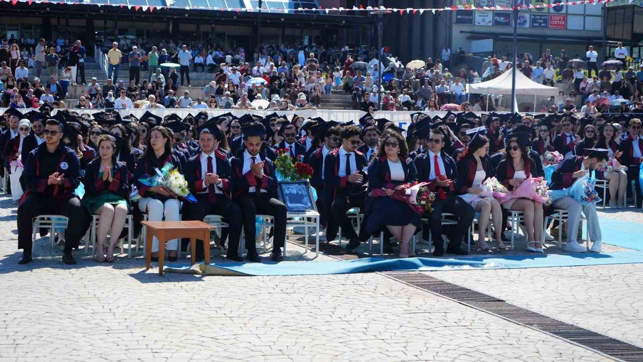 Sağlık ordusuna 365 yeni hekim