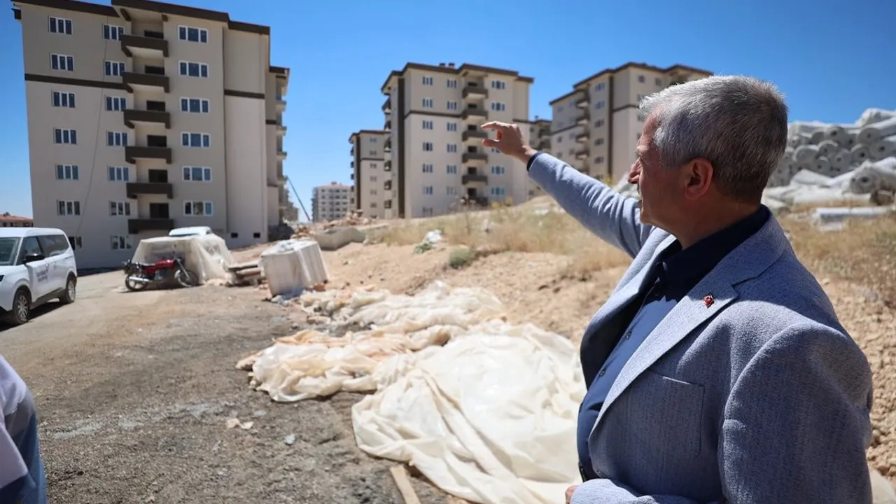 Şahinbey’de 3 bin 414 sosyal konut hızla yükseliyor