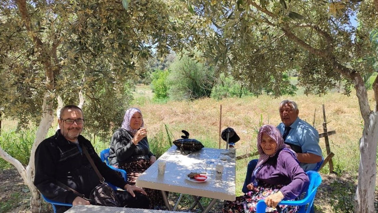 Salihli Huzurevi Sakinleri Köprübaşı'nda Doğayla Buluştu