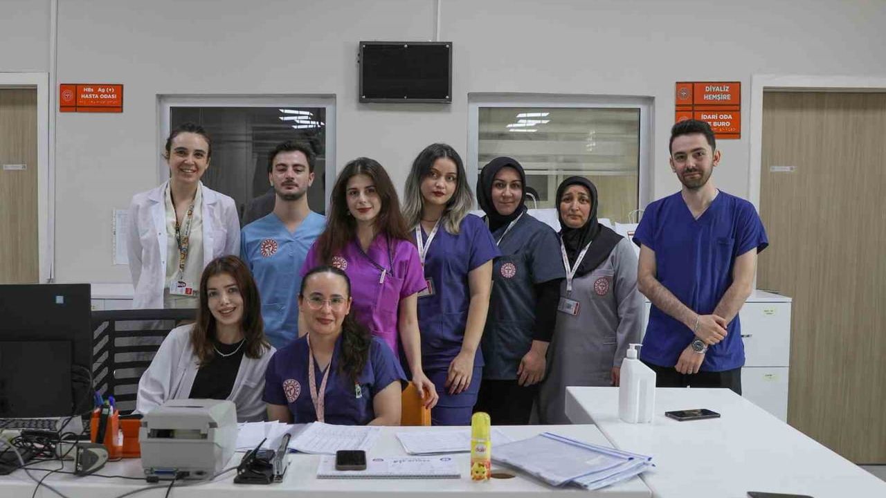 Salıpazarı Devlet Hastanesi'nde diyaliz ünitesi hizmete açıldı