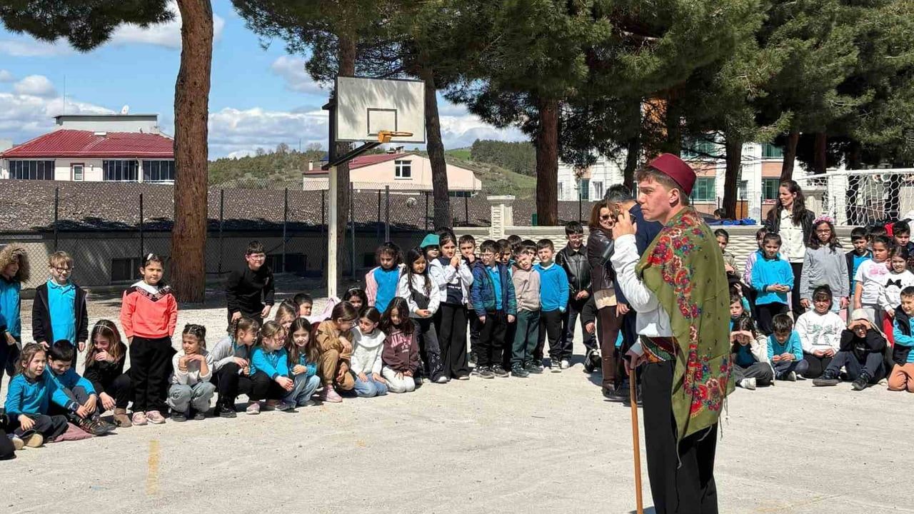 Samsun Büyükşehir’in geleneksel çocuk oyunları projesi 92 bin çocuğa ulaştı