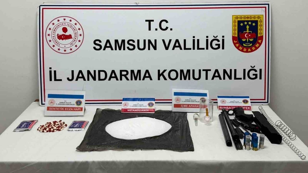 Samsun'da jandarma 1 kilo 109 gram metamfetamin ele geçirdi