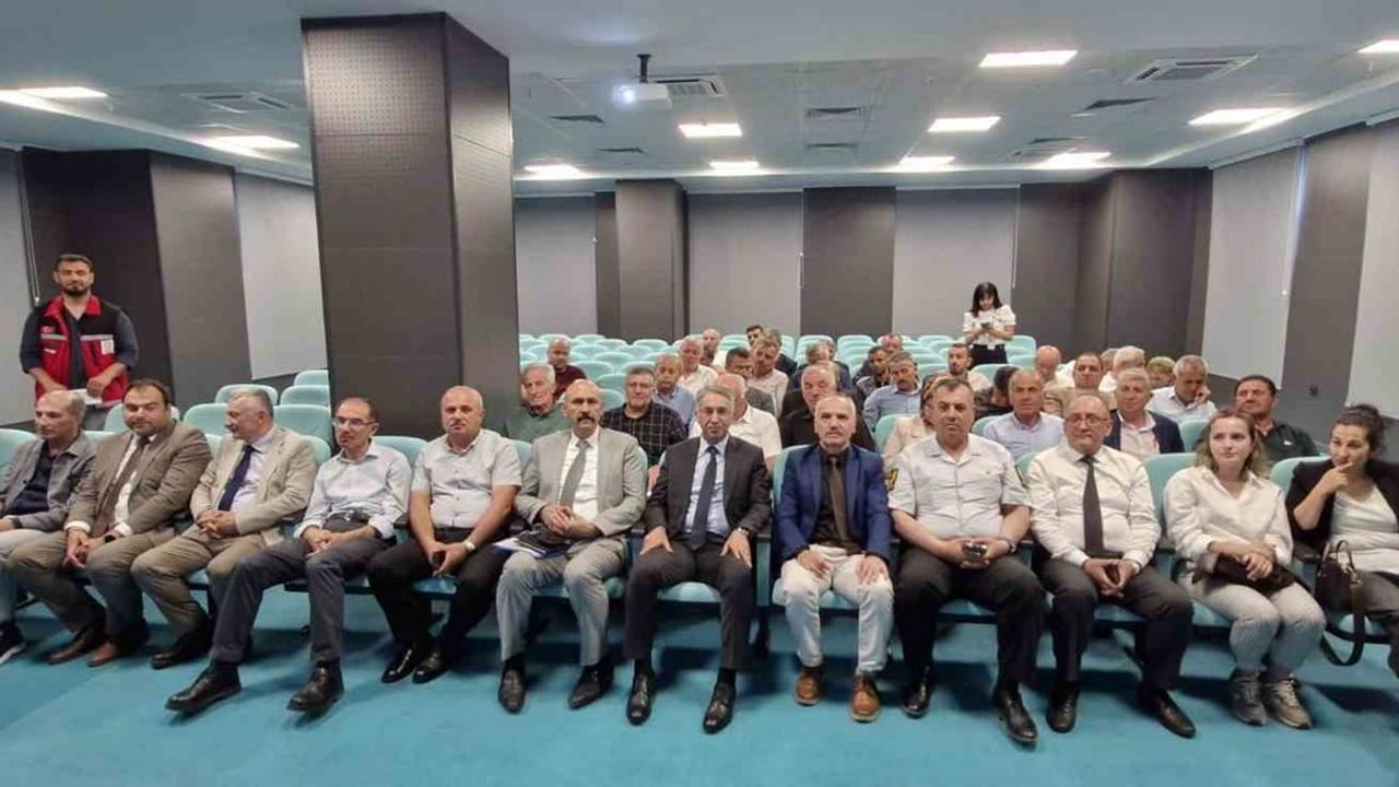 Samsun’da muhtarlara sosyal risk haritası ve aile rehberi eğitimi