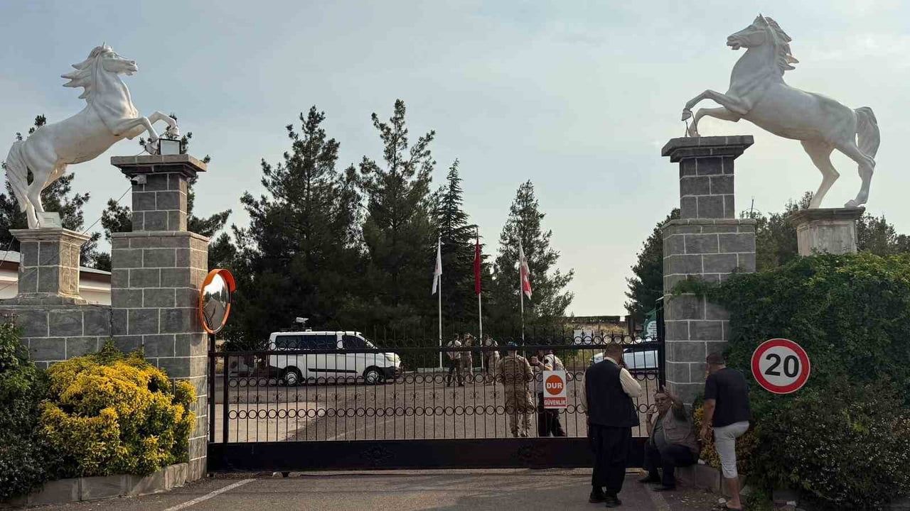 Şanlıurfa'da halı saha kavgası Diyarbakır ve Elazığ'a sıçradı: 13 yaralı