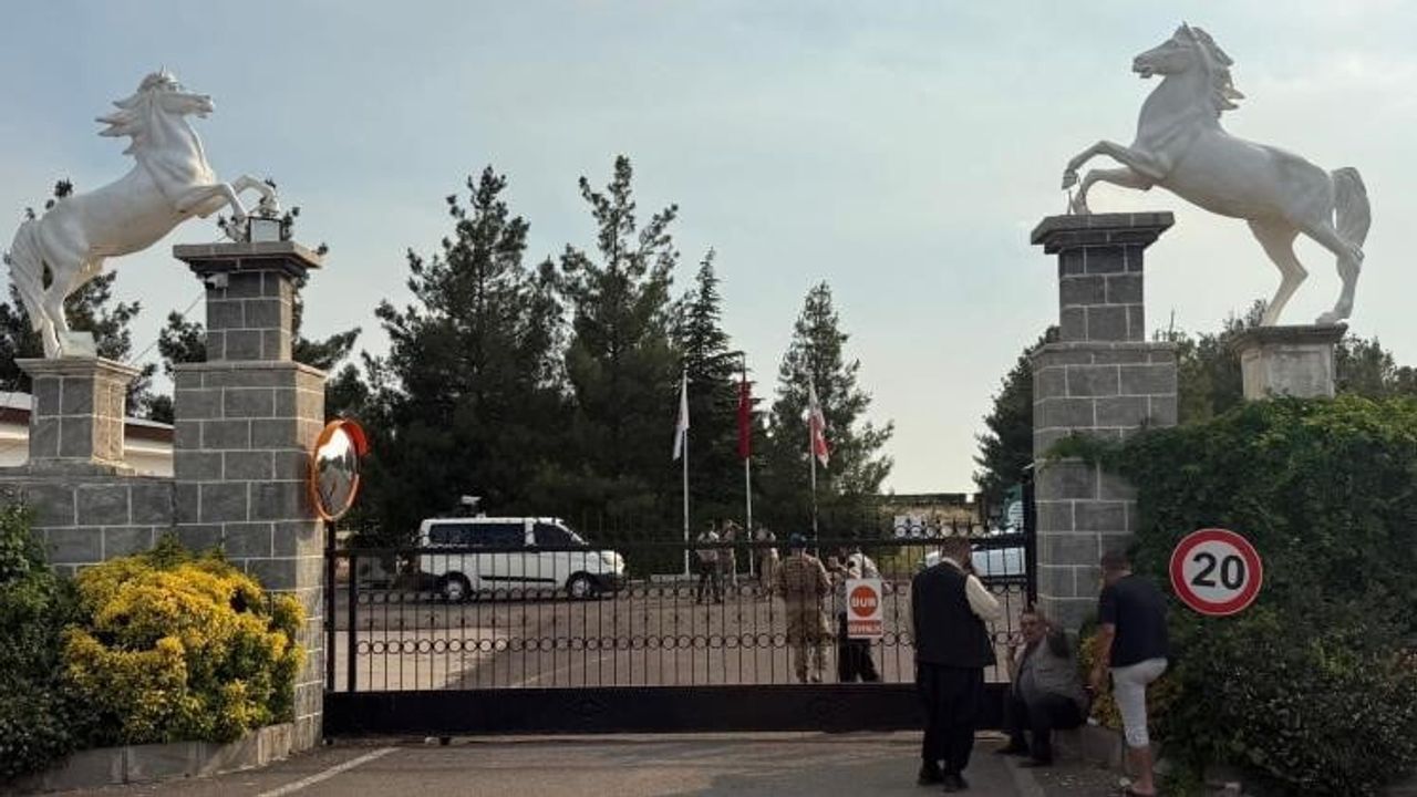 Şanlıurfa'da halı sahada başlayan aile kavgası dört ile sıçradı: 2 kişi hayatını kaybetti
