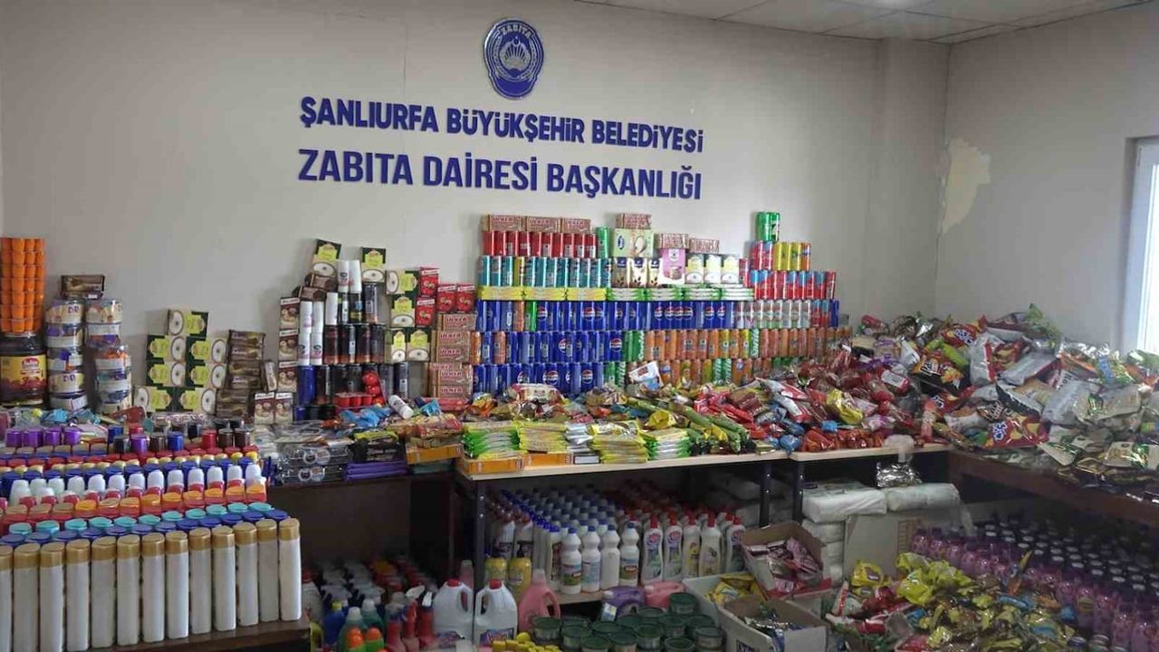 Şanlıurfa'da zabıta denetiminde tarihi geçmiş gıda ürünleri ele geçirildi