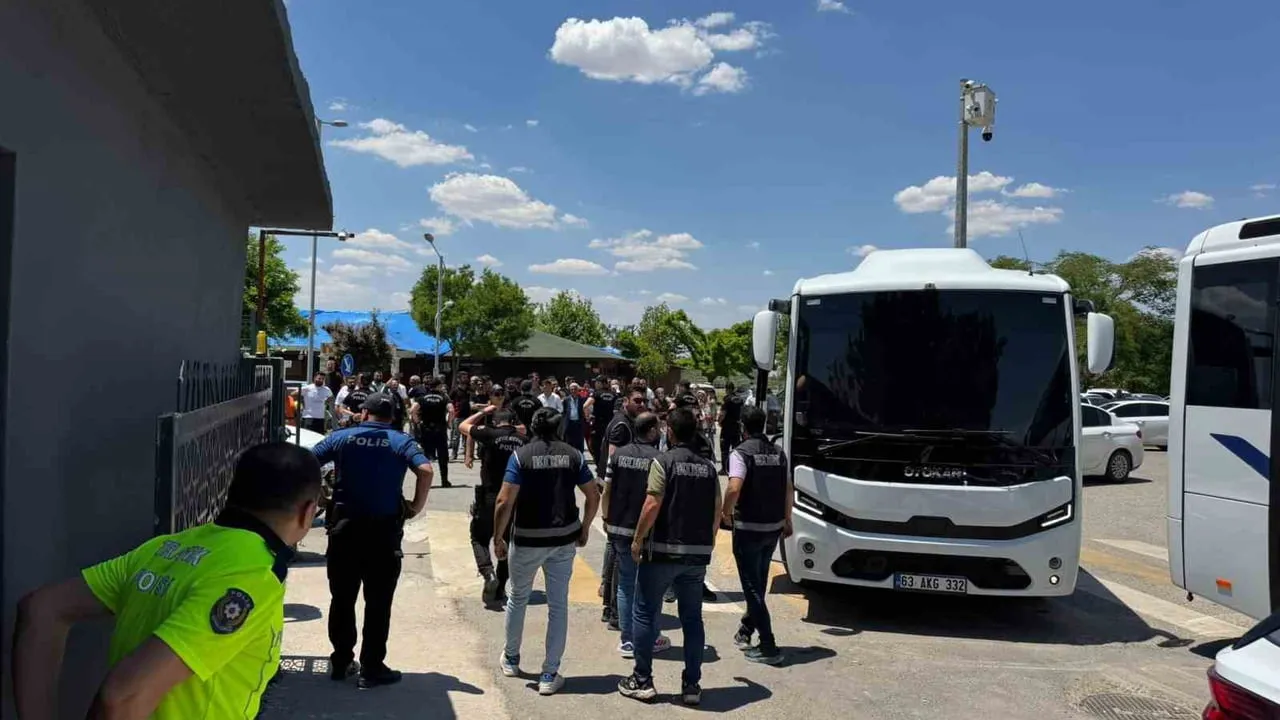 Şanlıurfa merkezli 4 ilde silahlı suç örgütü operasyonu: 21 gözaltı