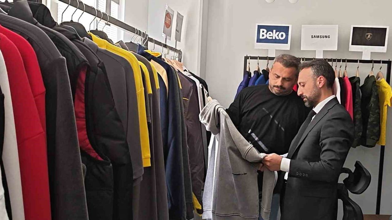Saraydüzü'nde KUZKA destekli tekstil fabrikası komşu ilçelere iş sağlıyor