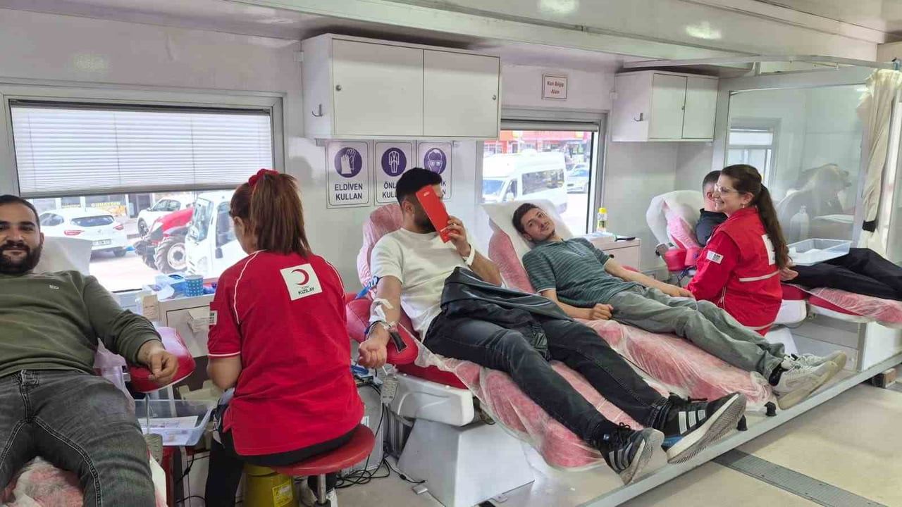 Sarıkamış’ta Kızılay’dan kan bağışı kampanyası