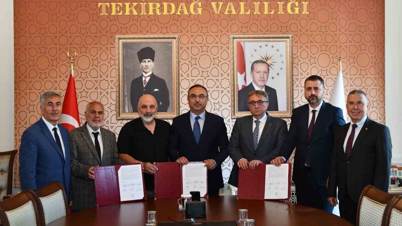 Şarköy’de hayırsever iş adamları tarafından cami ve müştemilat için protokol imzalandı