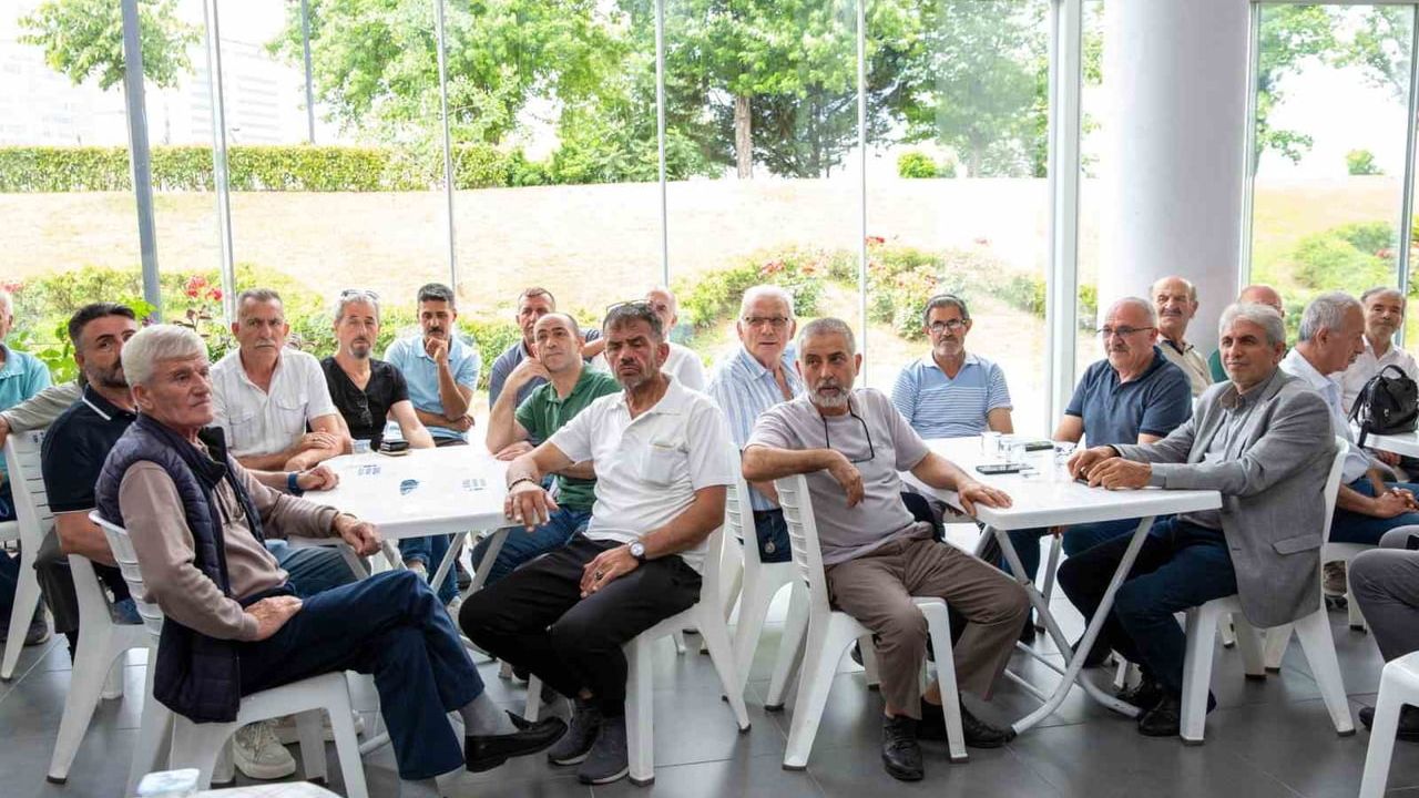 Şehit ve gazi babalarına anlamlı ziyaret