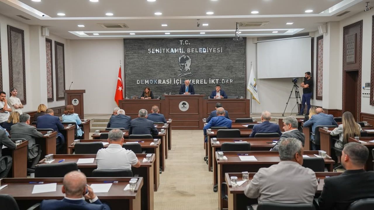 Şehitkamil Belediyesi Haziran Ayı Meclis Toplantısı: 8 Gündem Maddesi Komisyonlara Sevk Edildi