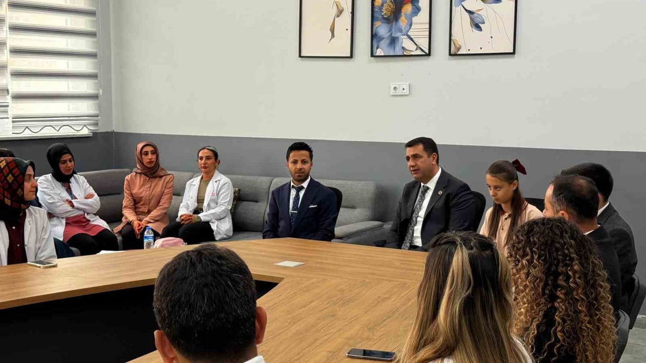 Şemdinli'den Asmin Akbaş 2026 İOKBS'de 500 tam puanla Türkiye birincisi oldu