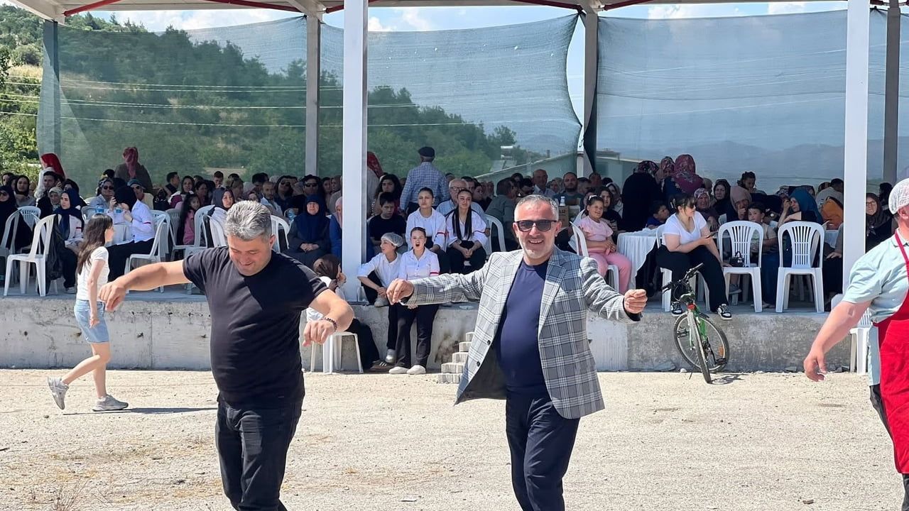 Serkan Yıldırım Medetli Köyü'ndeki Hıdırellez Programında Vatandaşlarla Buluştu
