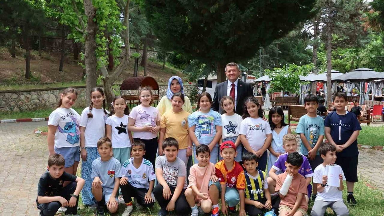 Şeyh Edebali türbesi'nde öğrenciler tarih ve kültürle buluştu