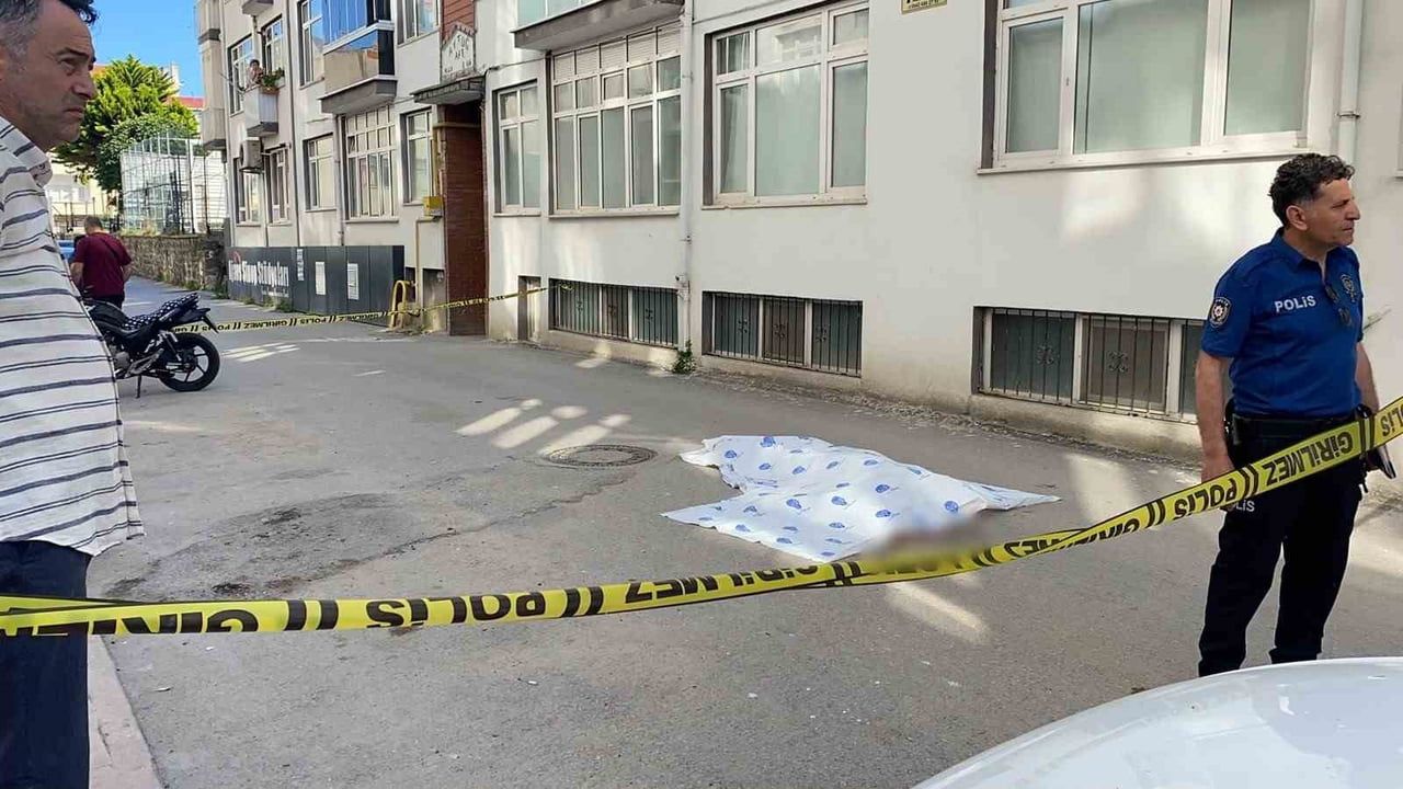 Sinop'ta Alzheimer hastası 84 yaşındaki İbrahim Yıldırım pencereden düşerek hayatını kaybetti