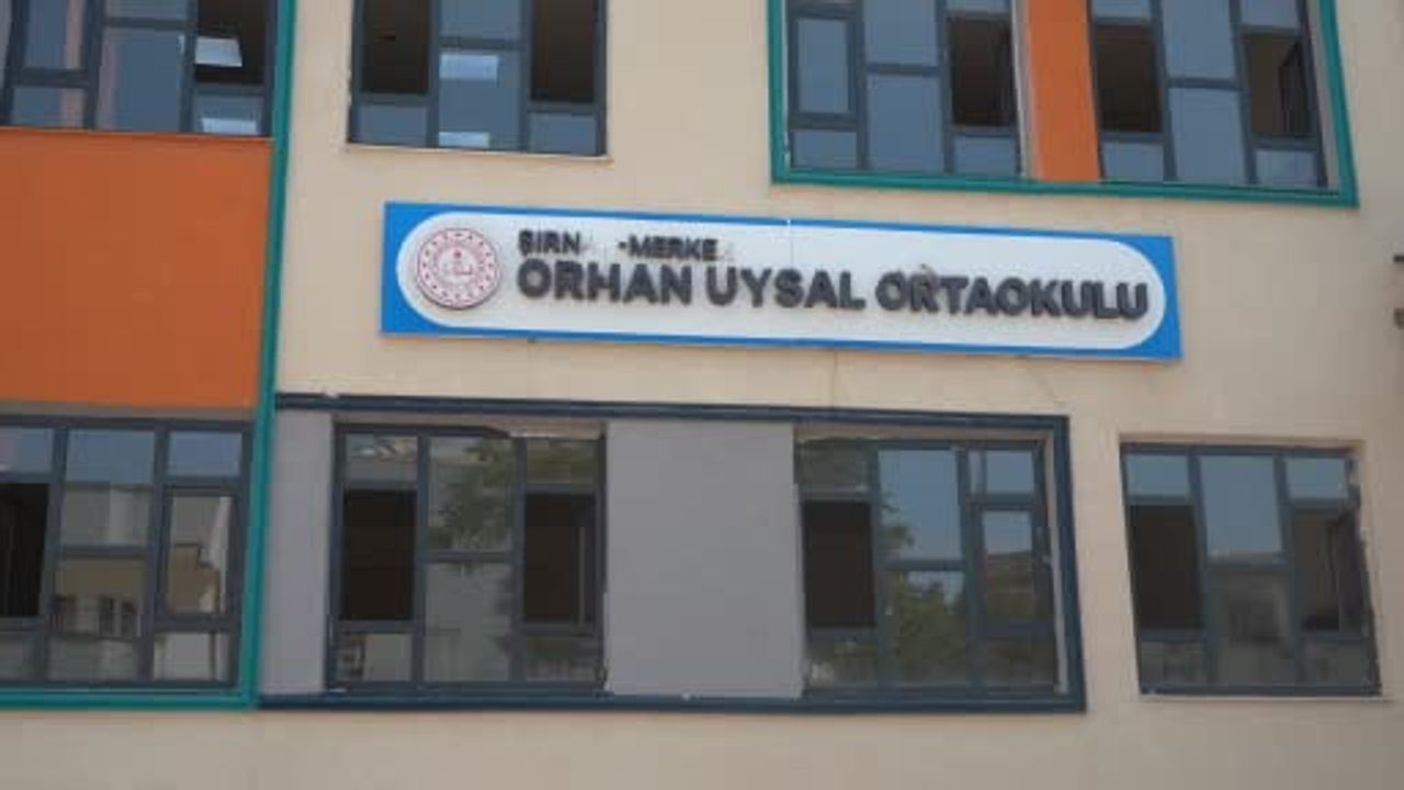 Şırnak'ta 152 bin 312 öğrenci karne heyecanı yaşadı