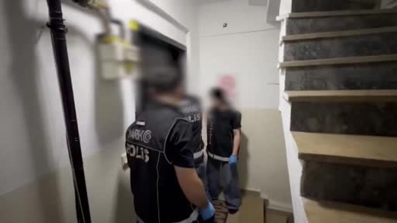 Şişli'de ve Eyüpsultan'da 187 kilogram metamfetamin ele geçirildi