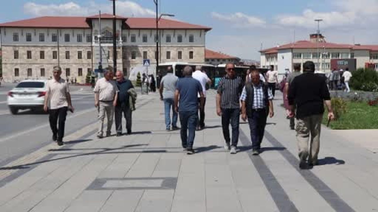 Sivas Medicana uzmanı Kerime Begüm Özkaya uyardı: teknolojinin artan kullanımı tembellik yaratabilir