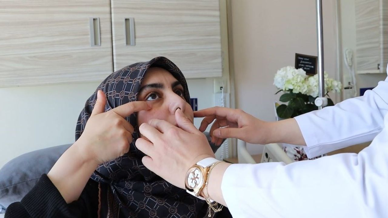 Sivas'ta trigeminal nevralji tanısıyla yapılan mikrocerrahi operasyonla yüz ağrısı sonlandı