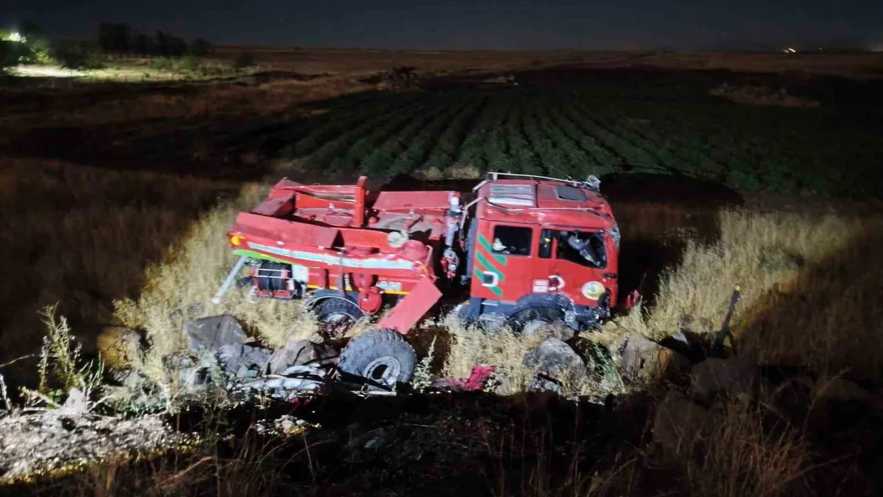Siverek'te minibüs ile arazöz çarpıştı: 8 yaralı