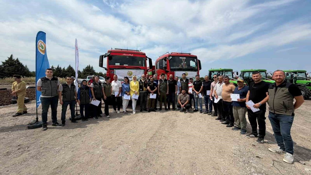 SODOS gönüllülerine 'Orman Yangın Gönüllüsü' kartı ve sertifikası verildi