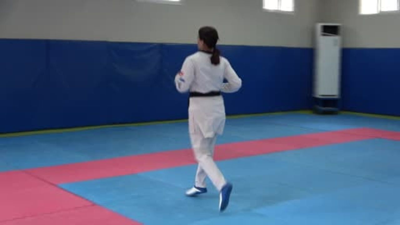 Spor hayatı bitecek denilen milli taekwondocu şampiyon olarak geri döndü
