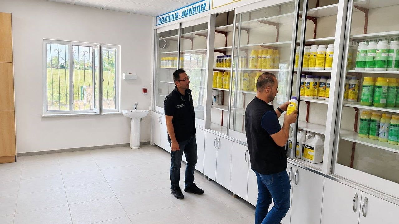 Şuhut'ta ilaç ve gübre bayilerine denetim