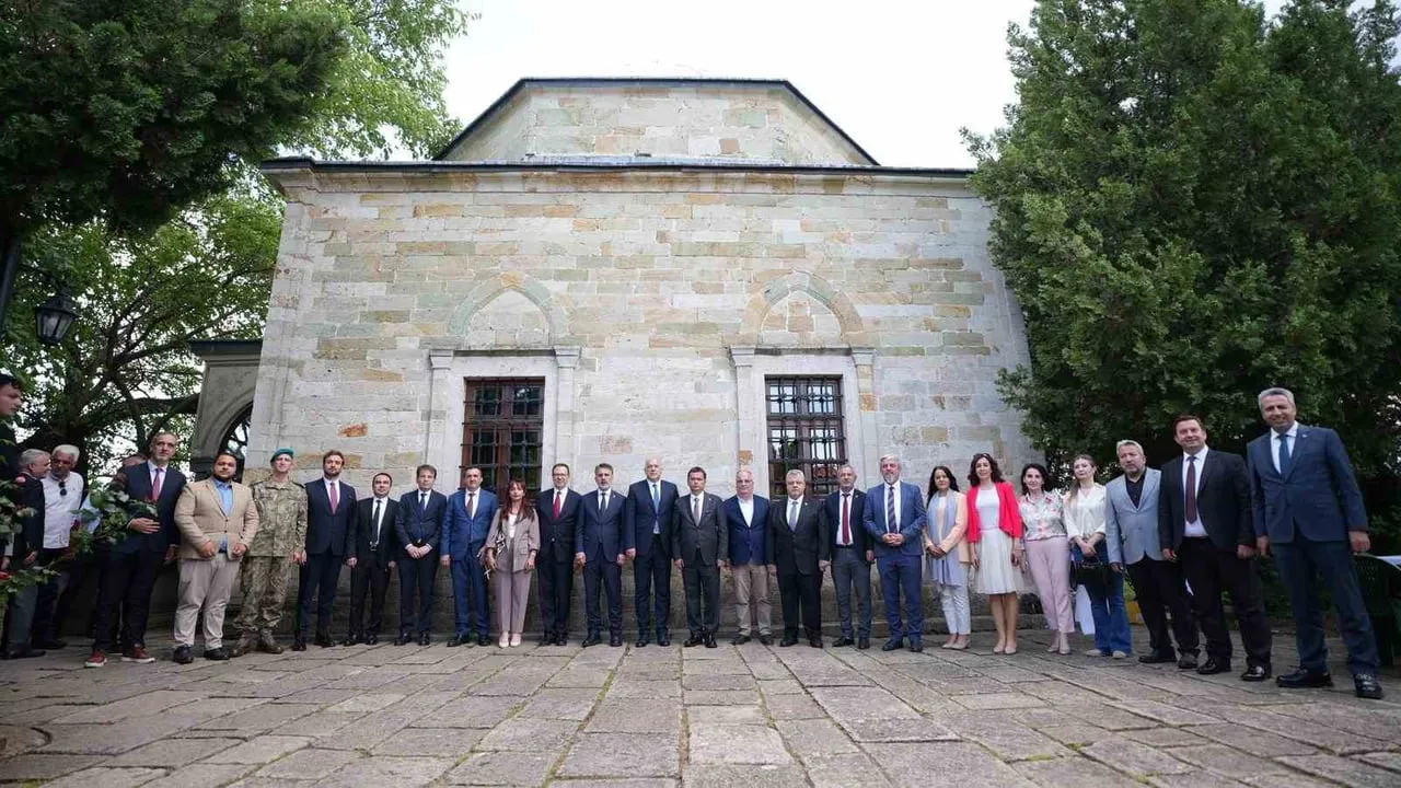 Sultan 1. Murad Hüdavendigâr Han Kosova’da dualarla anıldı