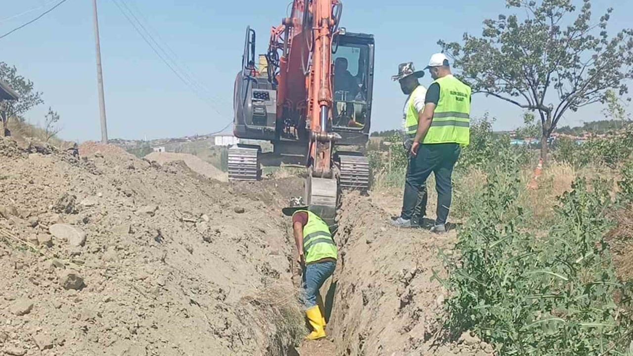 Sungurlu'da içme suyu şebeke hattı 4. etap çalışmaları başladı