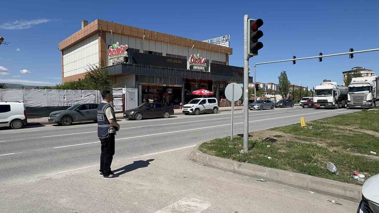 Sungurlu'da Kurban Bayramı trafik düzenlemesi: D190'da yeşil ışık süreleri akışı rahatlattı
