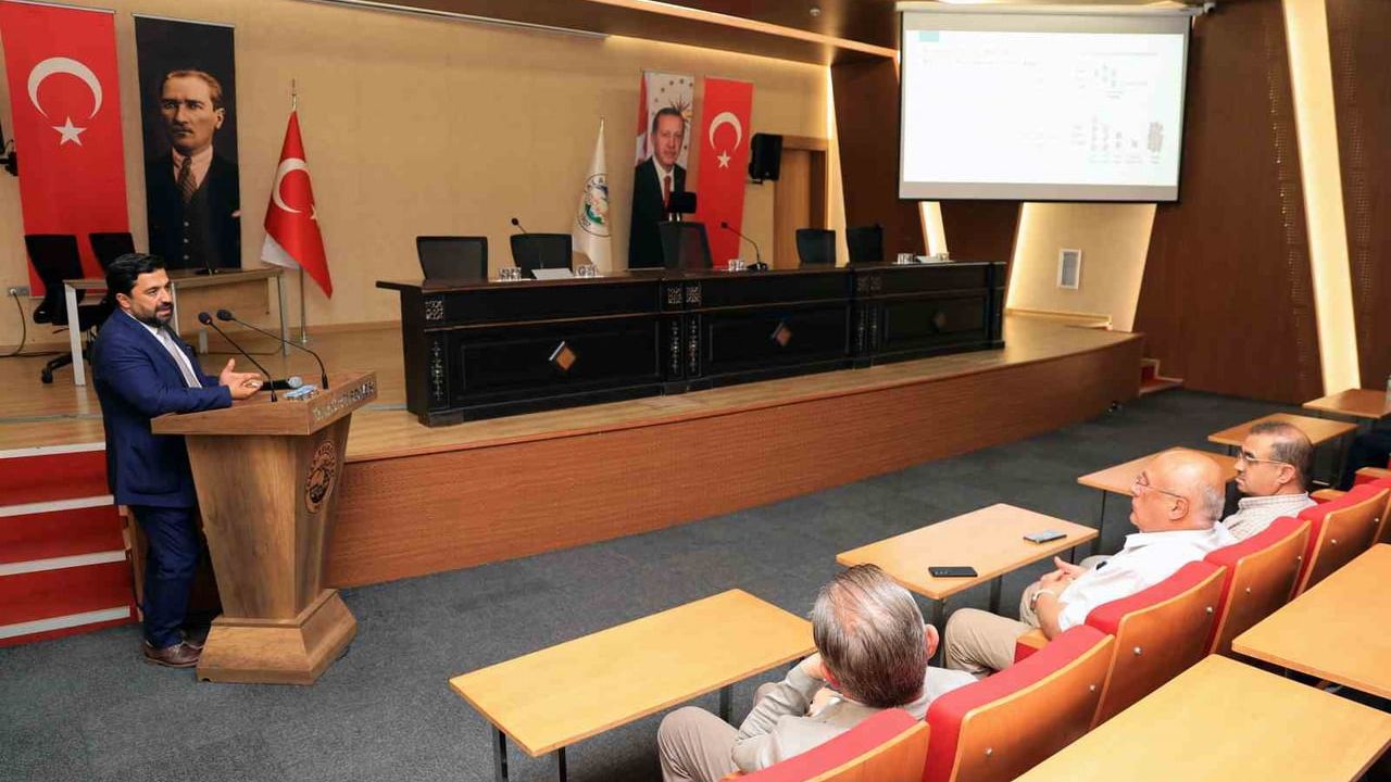 Talas Belediyesi’nden personele kanser farkındalık eğitimi