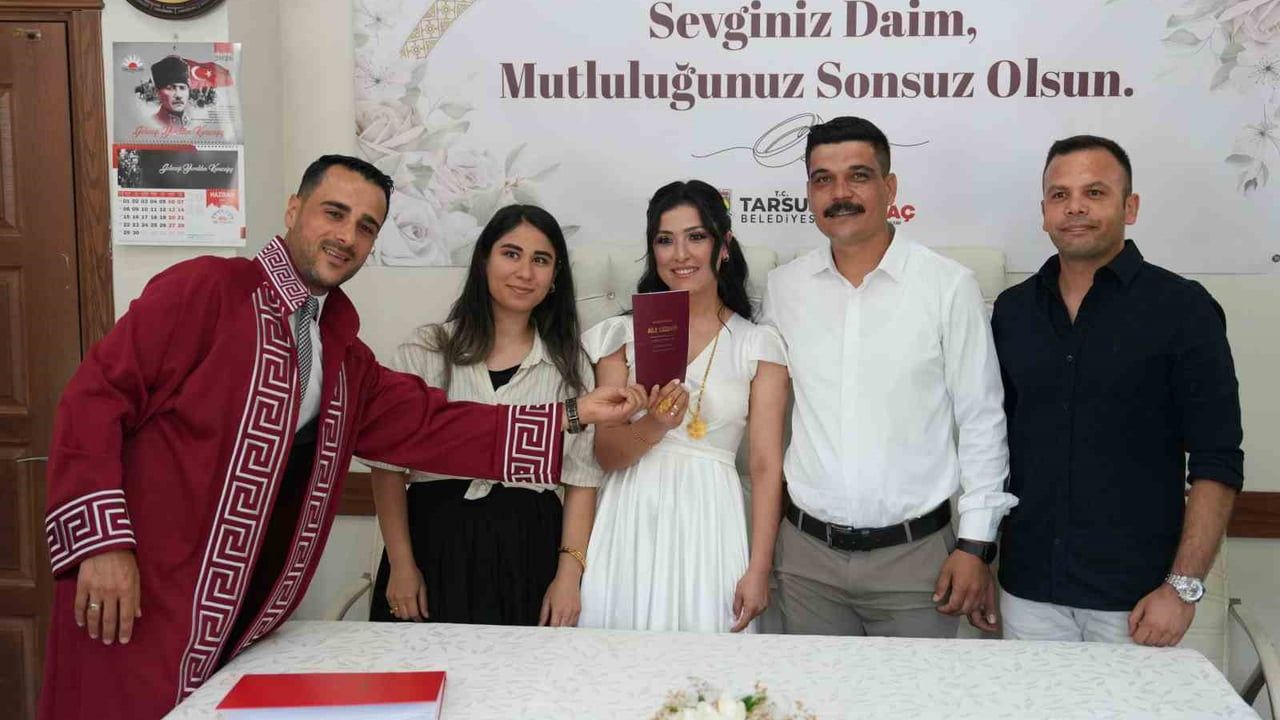 Tarsus'ta 06.06.2026'da 25 çift unutulmaz bir günde evlendi